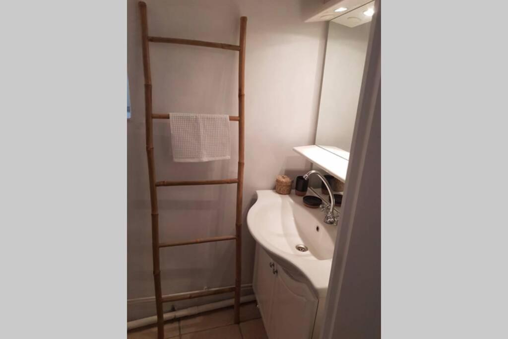 Maisonnette En Pierre Independante De 20 M2 Saint-Cirgues-sur-Couze ภายนอก รูปภาพ